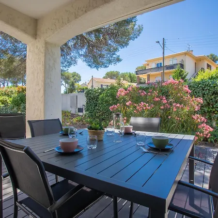 Apartment Appart De Vacances 500m De La Mer Saint-Raphael (Var)